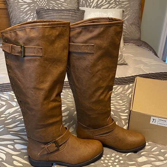 Shoes - Brand new chestnut tall boots